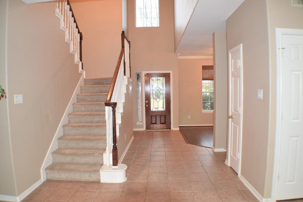 118 Wimberly Way, Conroe, TX 77385