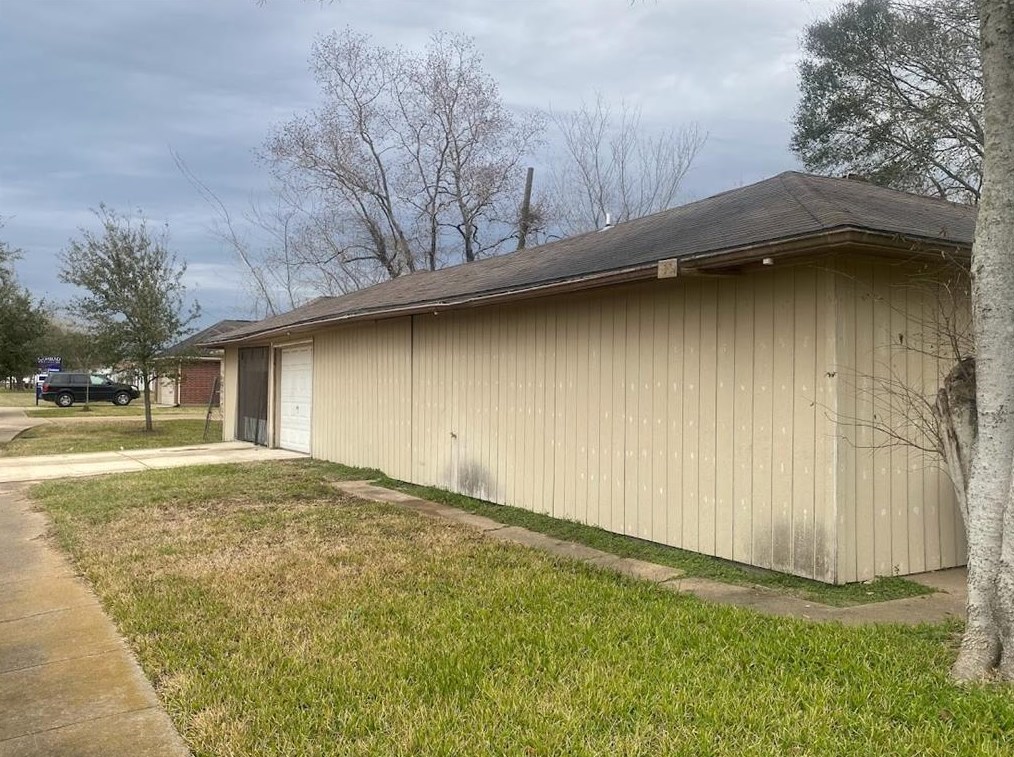 6503 Cherrydale Dr, Houston TX  77087-5805 exterior