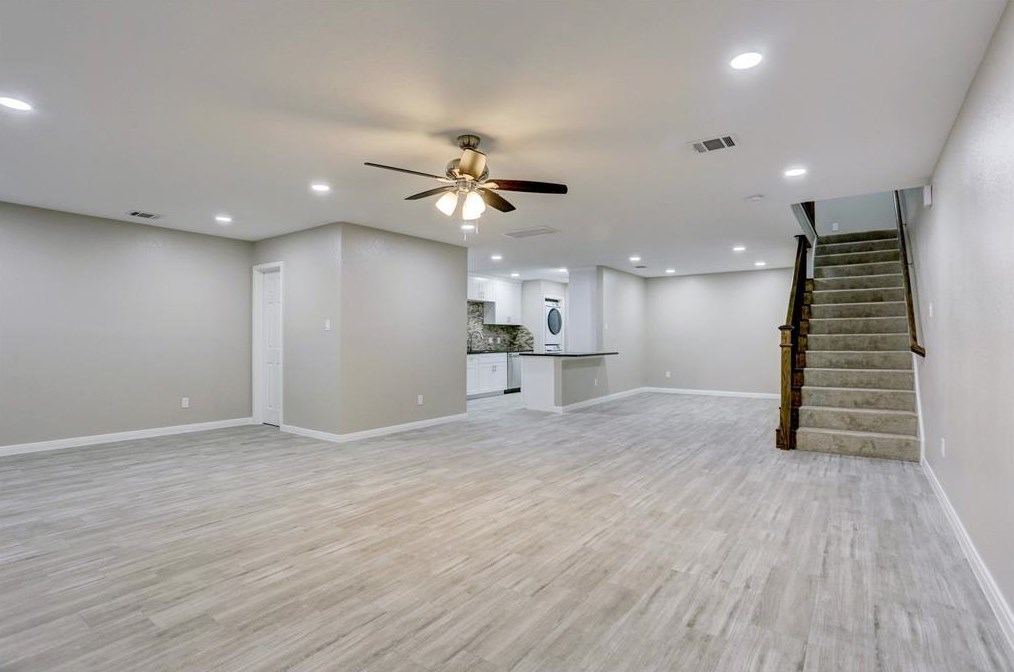 10207 S Gessner Rd, Houston, TX 77071