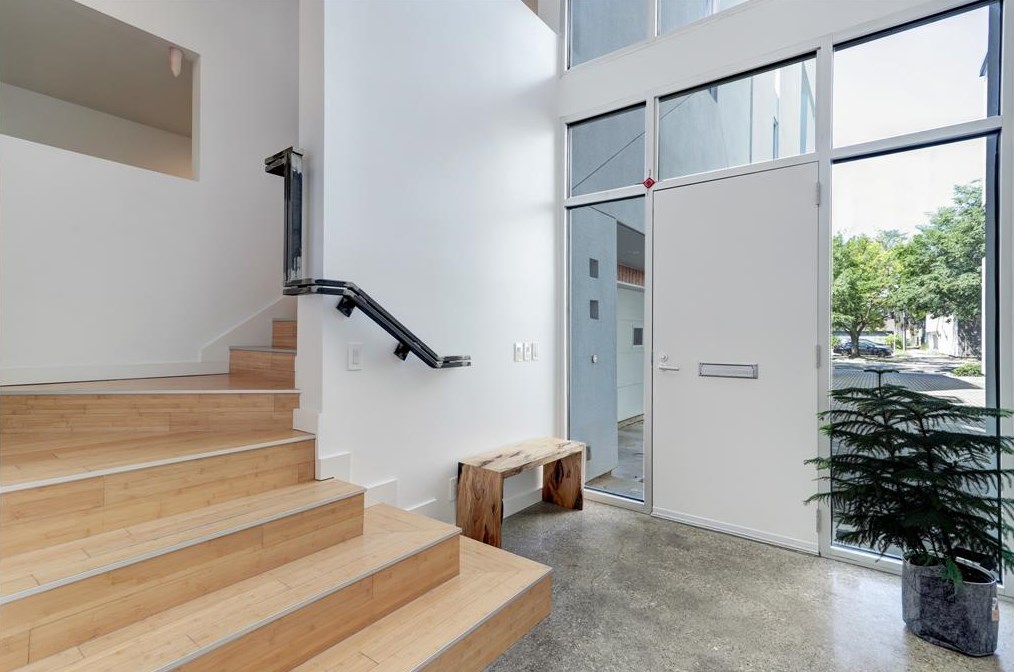 505 Alabama St, Houston, TX 77006-5051