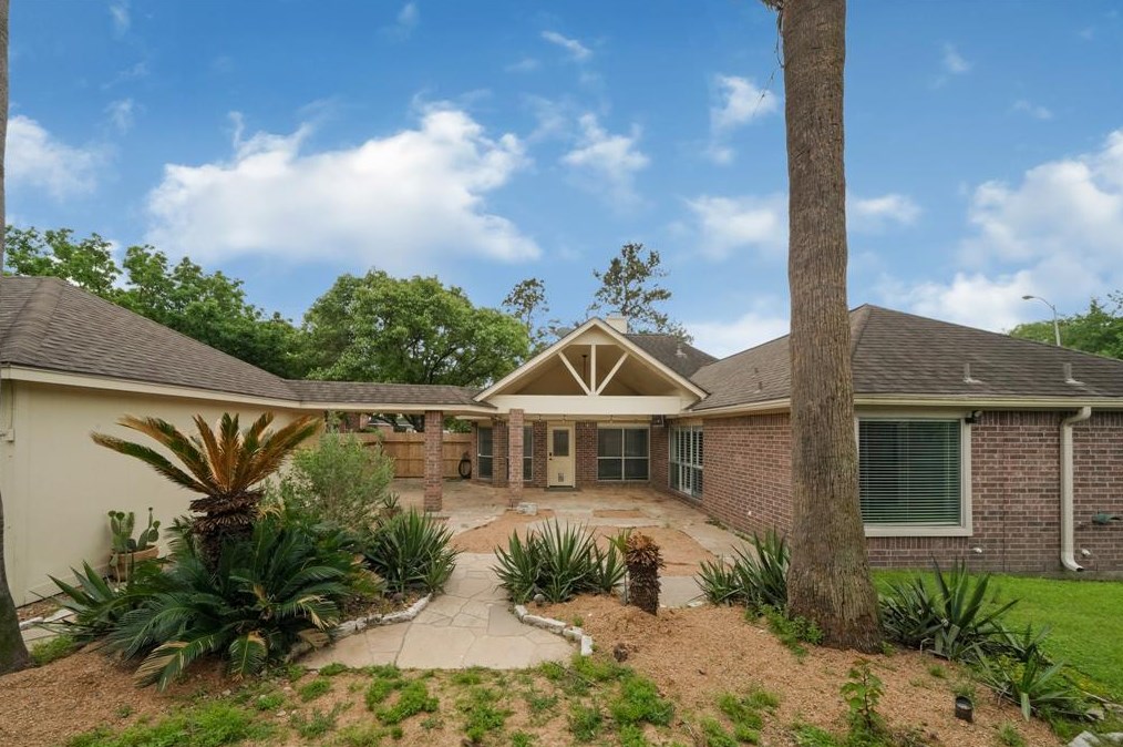 14911 Redbud Leaf Ln, Cypress, TX 77433-5595