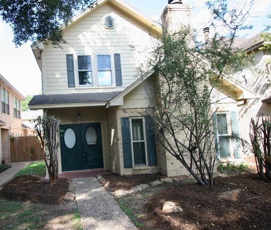 6739 Tournament Dr, Houston, TX 77069