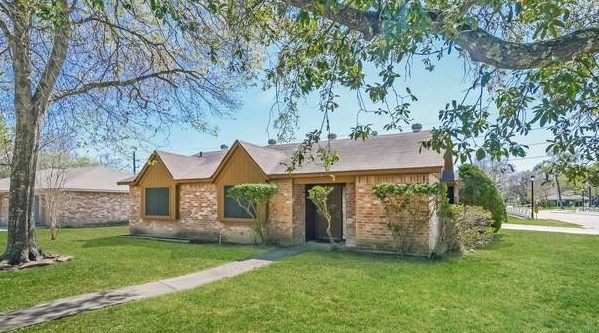 4714 Glendower Dr, Spring, TX 77373-6933