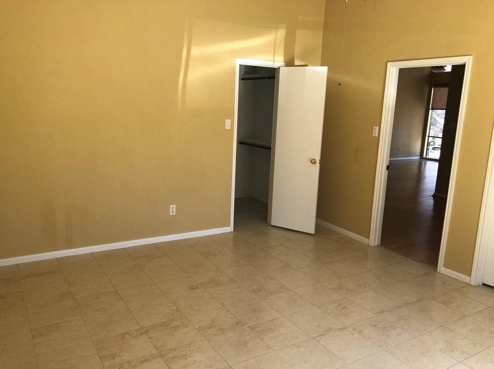 18 April Pt Dr, Montgomery TX 77356-8873 exterior