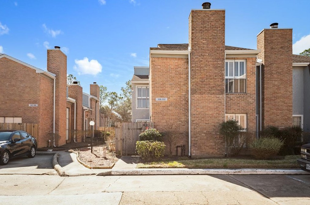 3200 S Gessner Rd #338, Houston, TX 77063