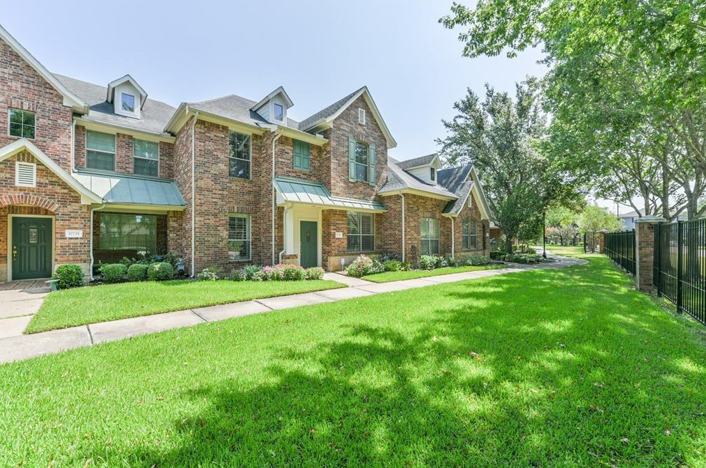 17731 Skyline Arbor, Houston, TX 77094-1271
