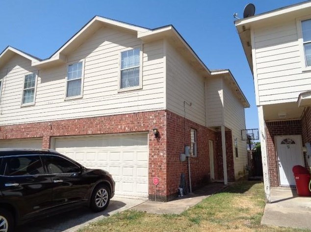 11719 Chetman Dr, Houston, TX 77065-1374