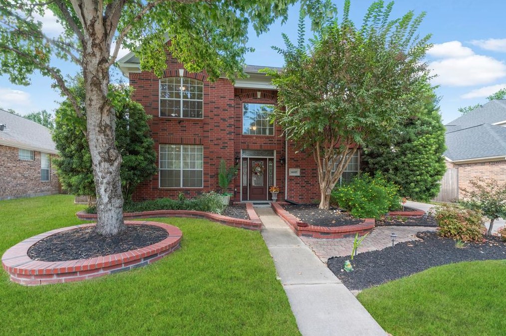 14007 Canaan Bridge Dr, Houston, TX 77041-5966