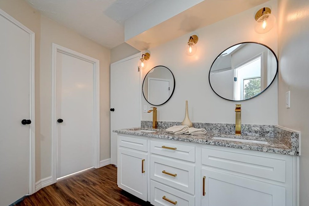 6111 Egypt Dr, Pasadena TX 77505-4017 exterior