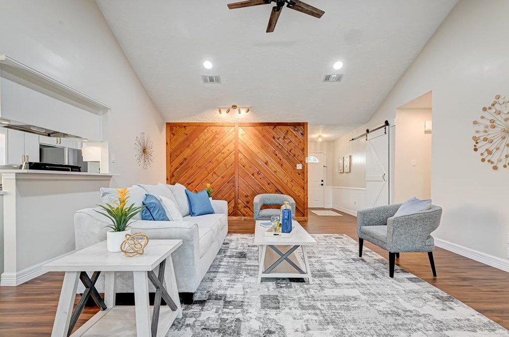 6111 Egypt Dr, Pasadena TX 77505-4017 exterior