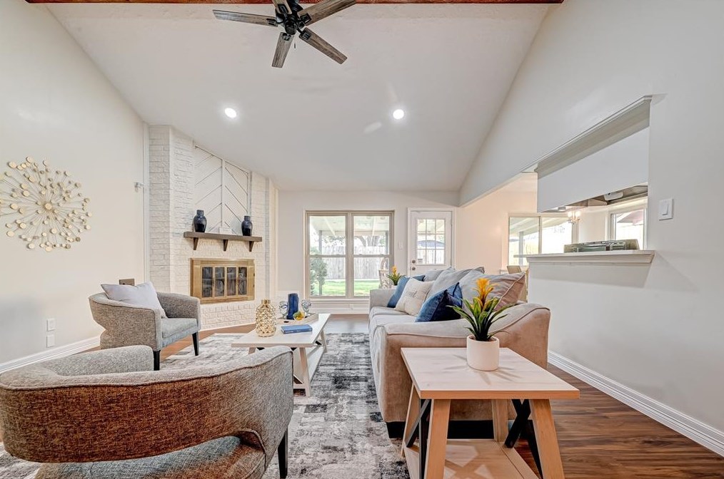 6111 Egypt Dr, Pasadena TX 77505-4017 exterior