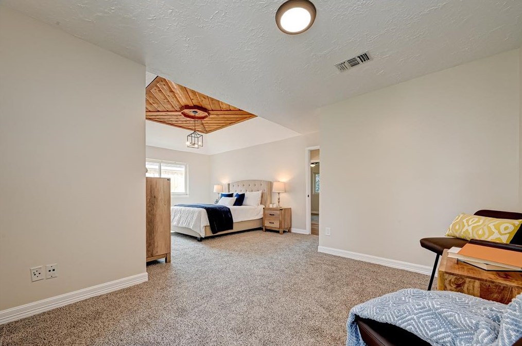 6111 Egypt Dr, Pasadena TX 77505-4017 exterior