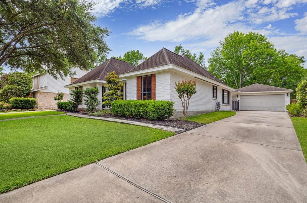 3307 Grove Terrace Dr, Humble TX  77345-1155 exterior