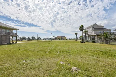18203 Shaman Drive, Galveston, TX 77554 - Photo 8