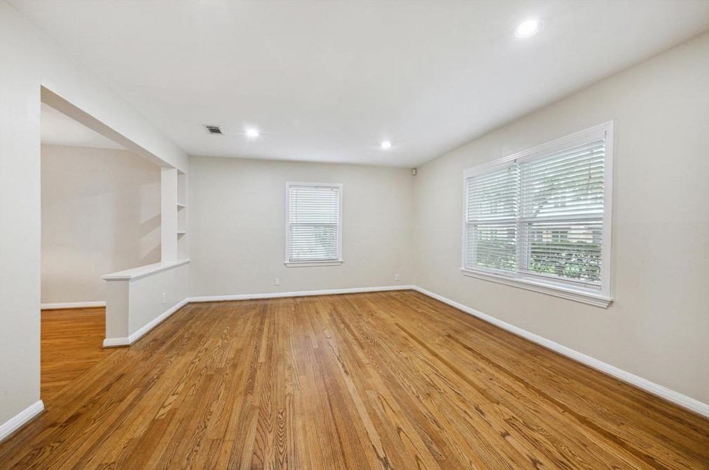 3919 Main St, Houston TX  77035-6542 exterior