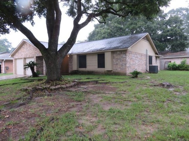 23102 Dew Wood Ln, Spring TX  77373-6905 exterior