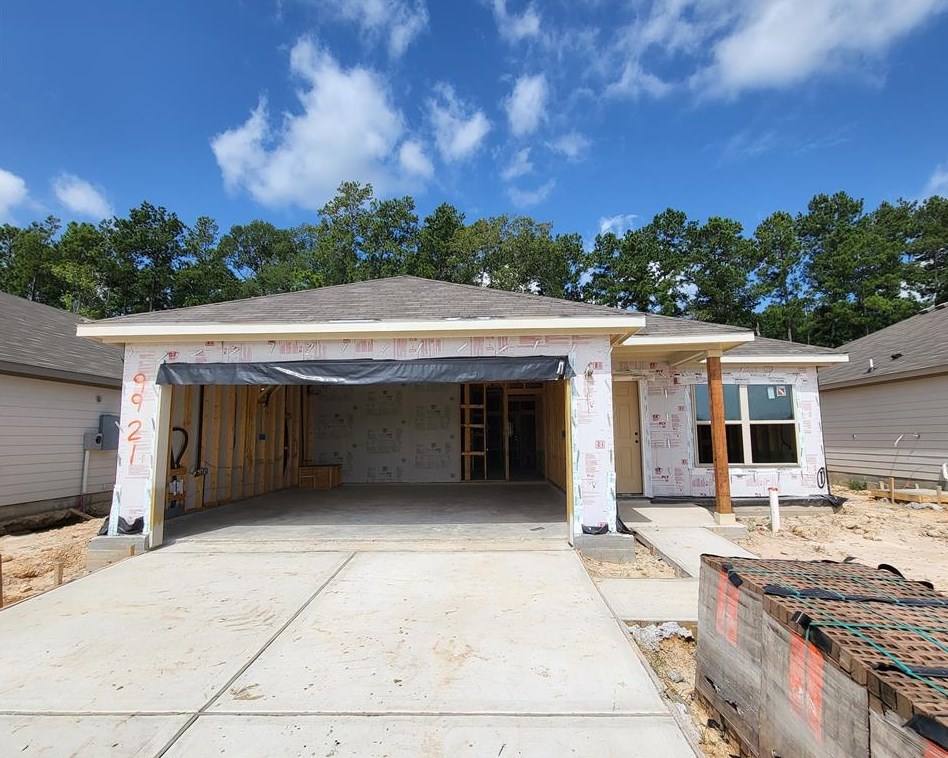 9921 Spring Creek Rd, Cleveland, TX 77327-4680