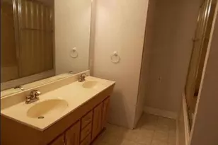 435 E Ave J, Silsbee, TX 77656 - Photo 32