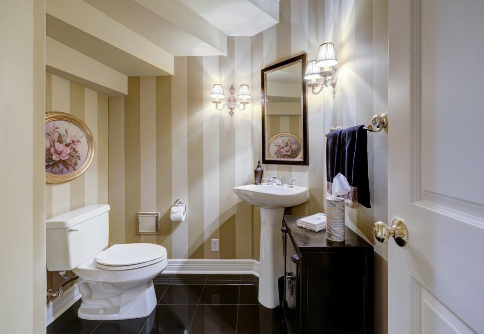 76 Broad Oaks Dr, Houston TX  77056-1201 exterior