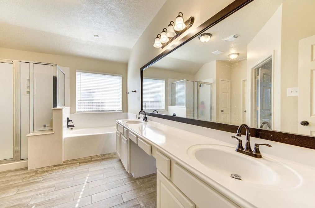 3135 Spg Flower Ln, Spring TX 77388-5361 exterior