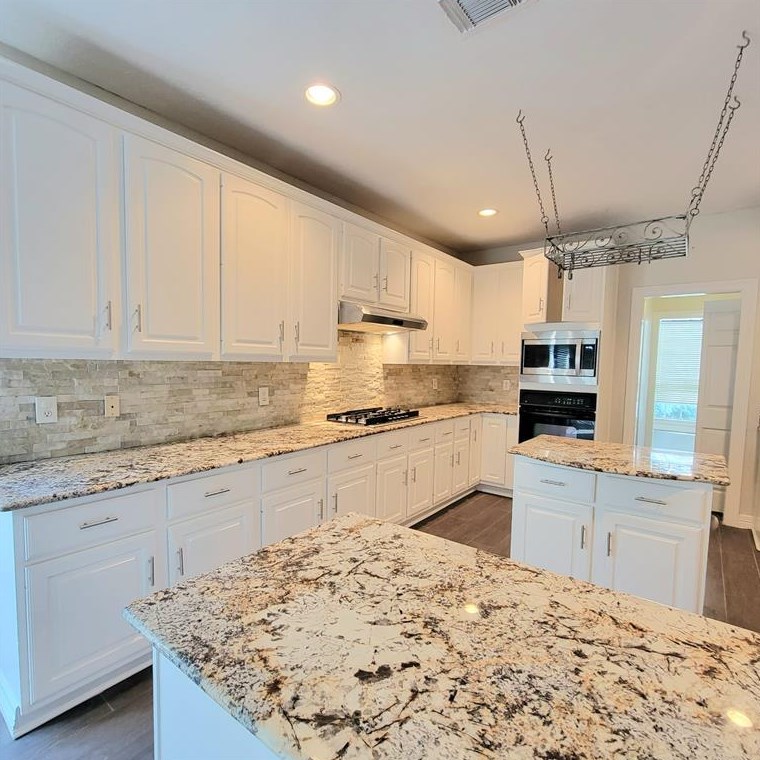 9506 Champions Cove Dr, Spring, TX 77379
