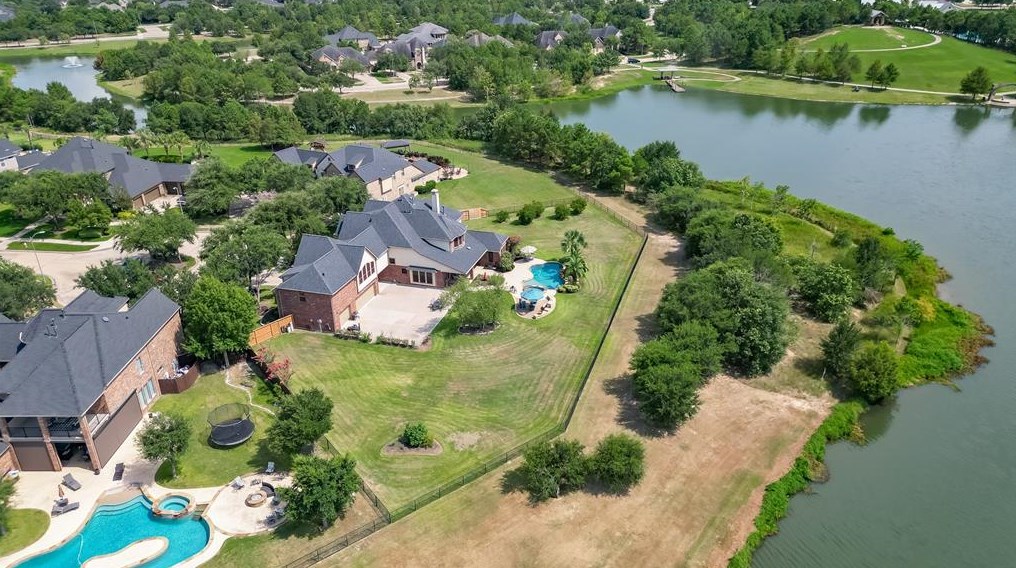 6214 Cross Creek Harbor Ln, Fulshear, TX 77441-2025