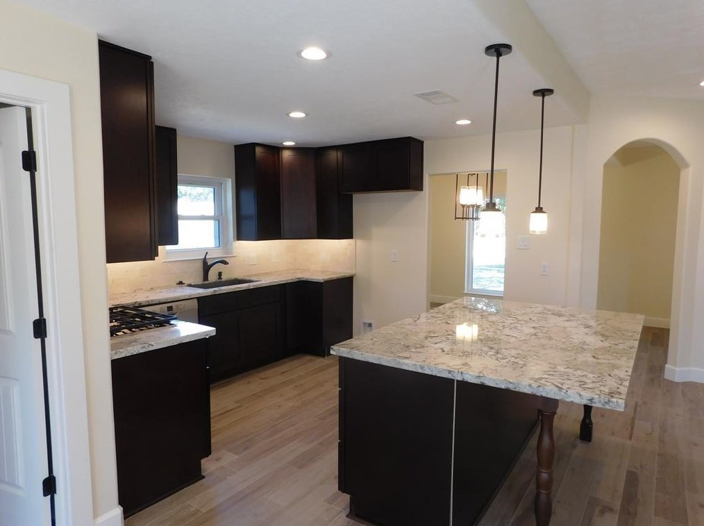 15715 Laurel Heights Dr, Houston, TX 77084