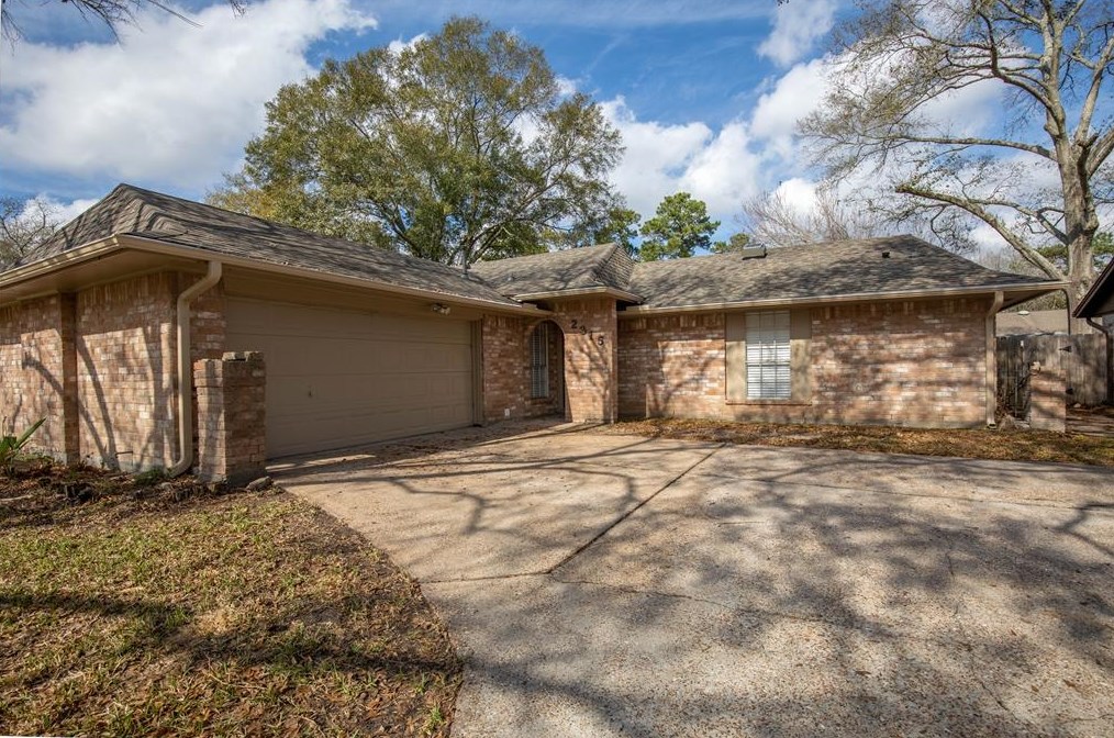 2315 Tinechester Dr, Humble, TX 77339