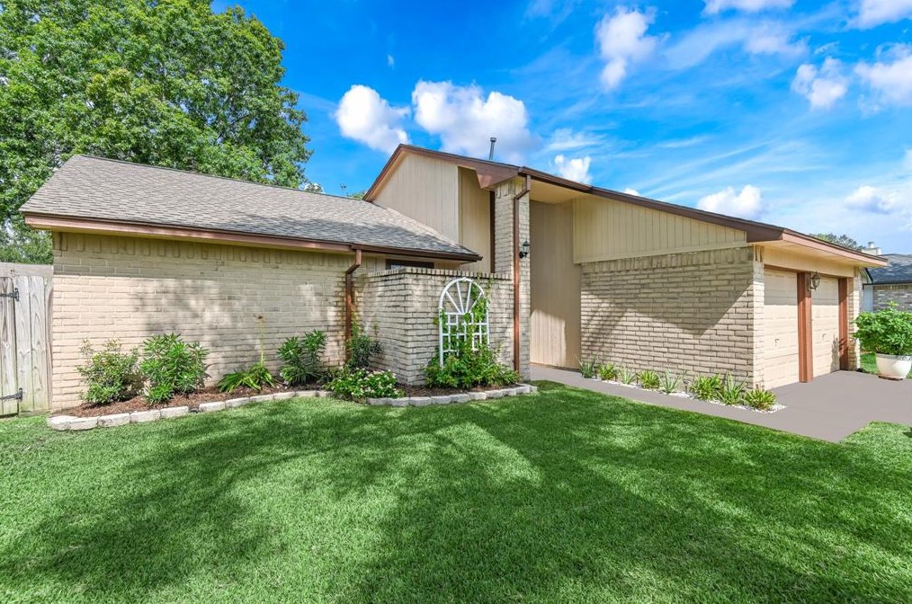 13530 Bridgepath Cv, Houston, TX 77041