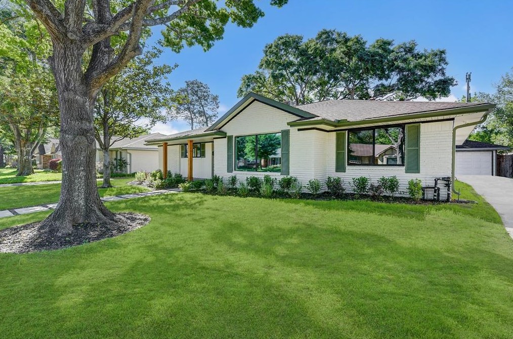 5655 Wigton Dr, Houston, TX 77096