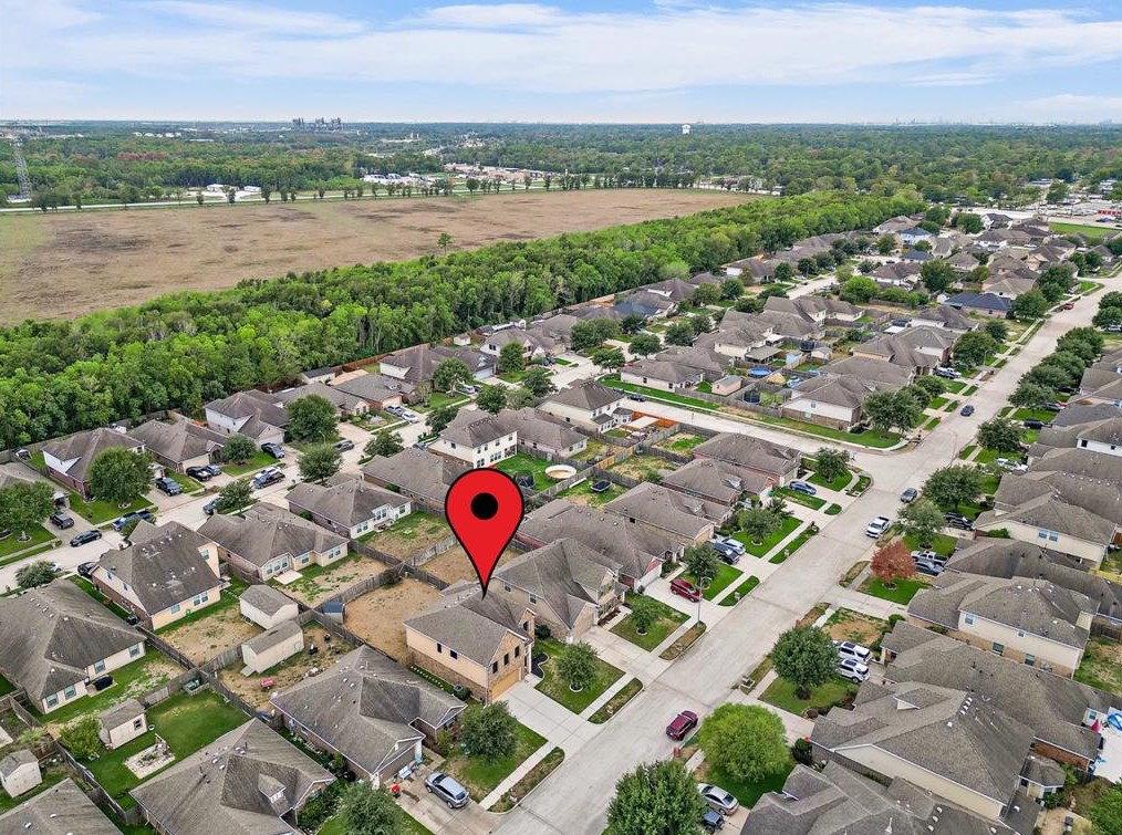 10506 Devinwood Dr, Baytown, TX 77523-6739