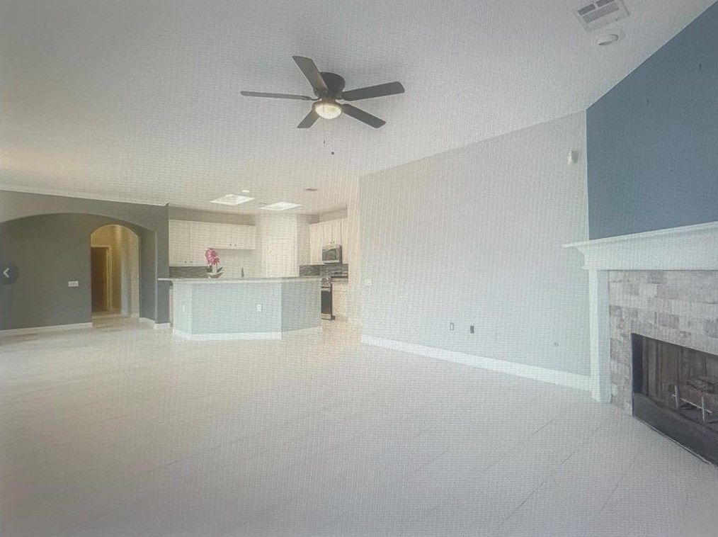 7227 Log Cradle Dr, Houston TX  77041-1718 exterior