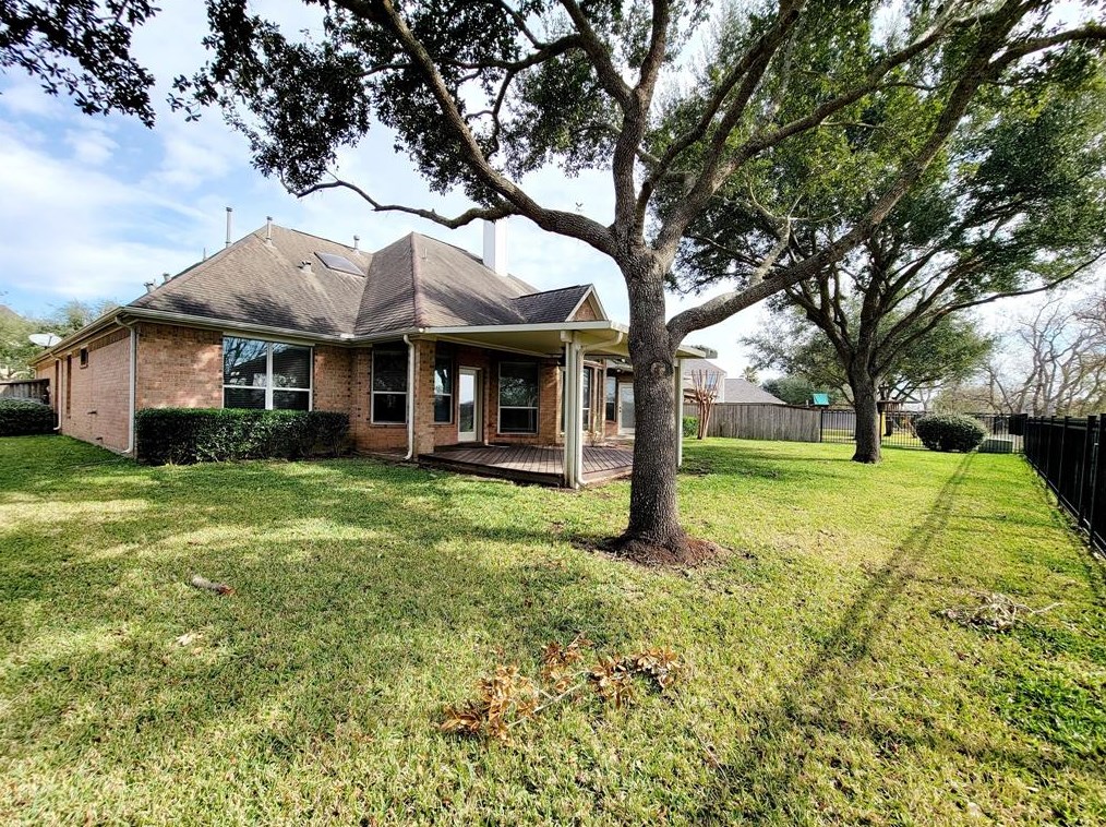 5227 Riverstone Crossing Dr, Sugar Land, TX 77479