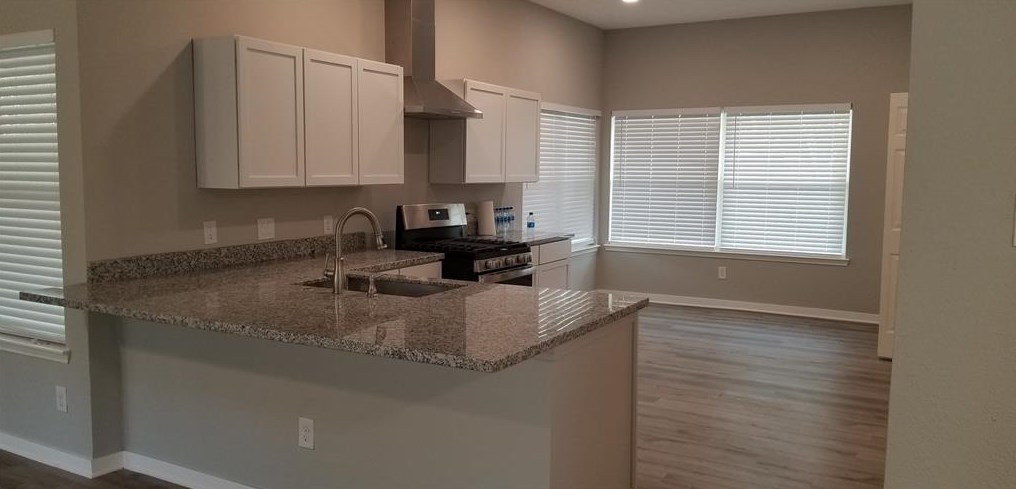 12707 Ashford Crk, Houston TX  77082-2145 exterior