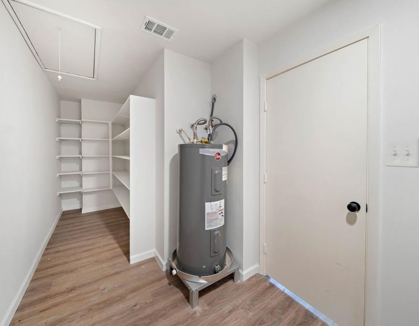 6403 Brookgate Dr, Spring TX 77373-7212 exterior