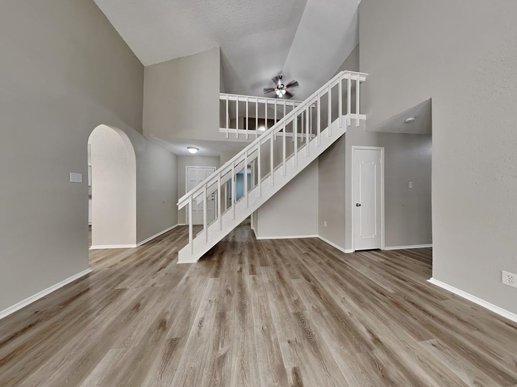 12803 Corona Ln, Houston, TX 77072