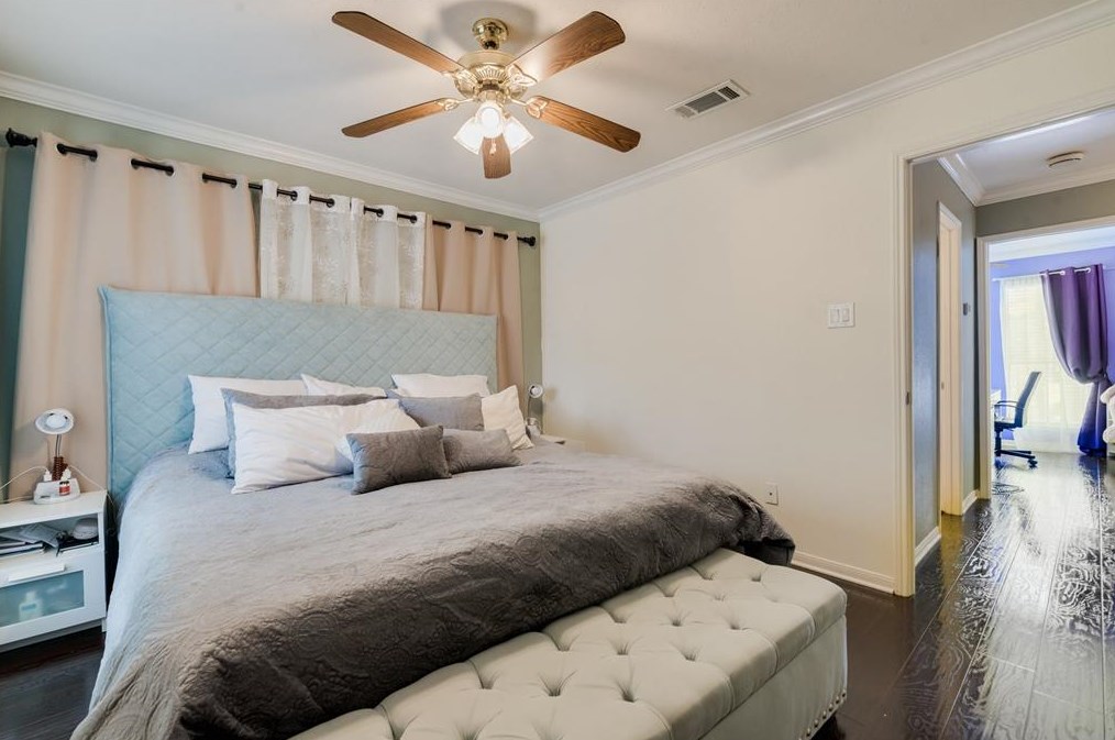 12550 Piping Rock Dr #33, Houston, TX 77077