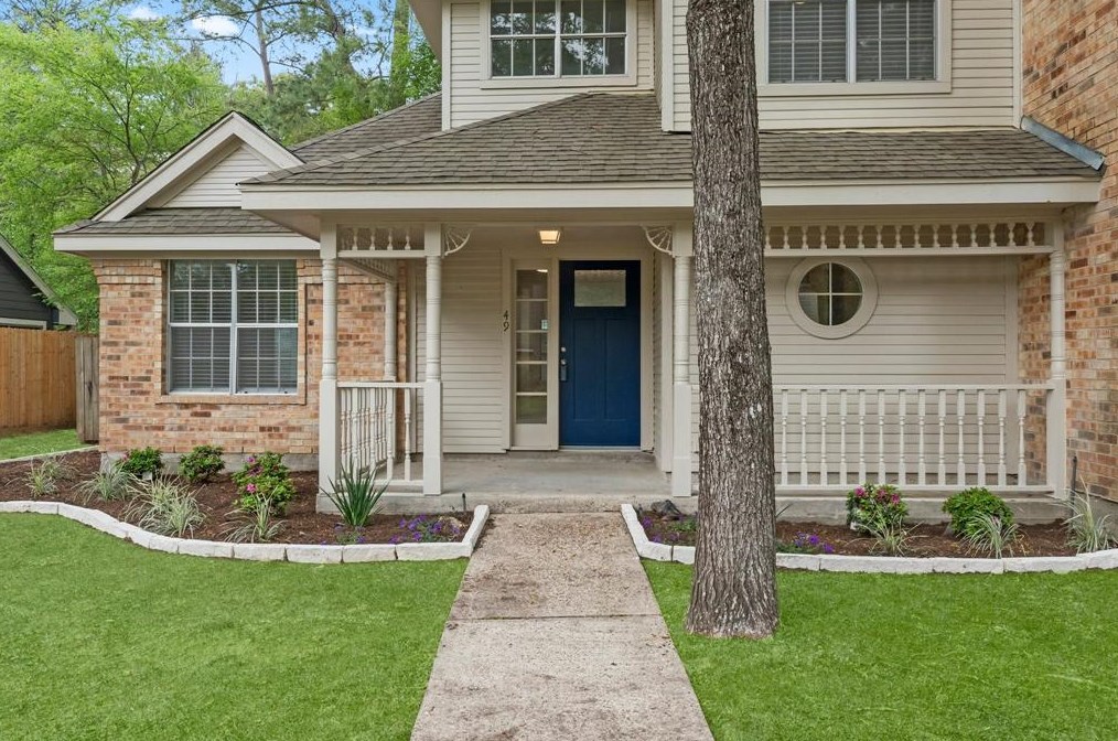 49 W Southfork Pines Cir, Spring, TX 77381