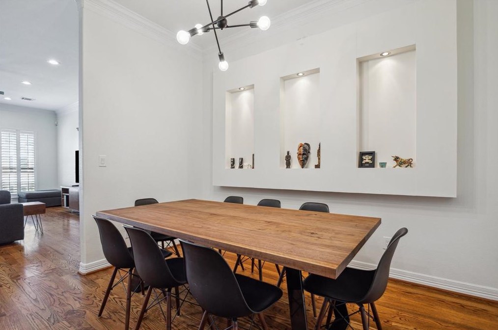 1633 Cohn St, Houston, TX 77007-3014