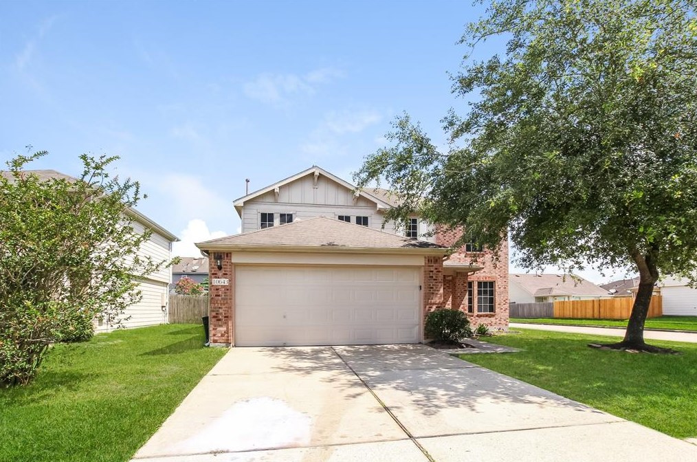10643 Gold Finch Rd, Baytown, TX 77523-2070