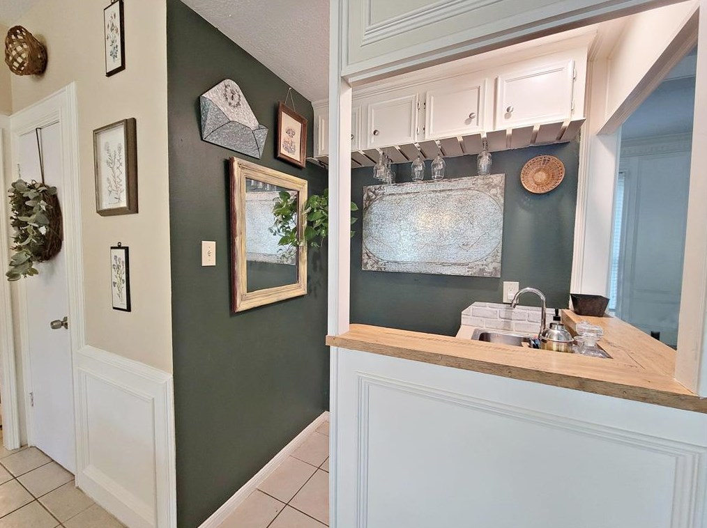 12123 Normont Dr, Houston TX  77070-2449 exterior
