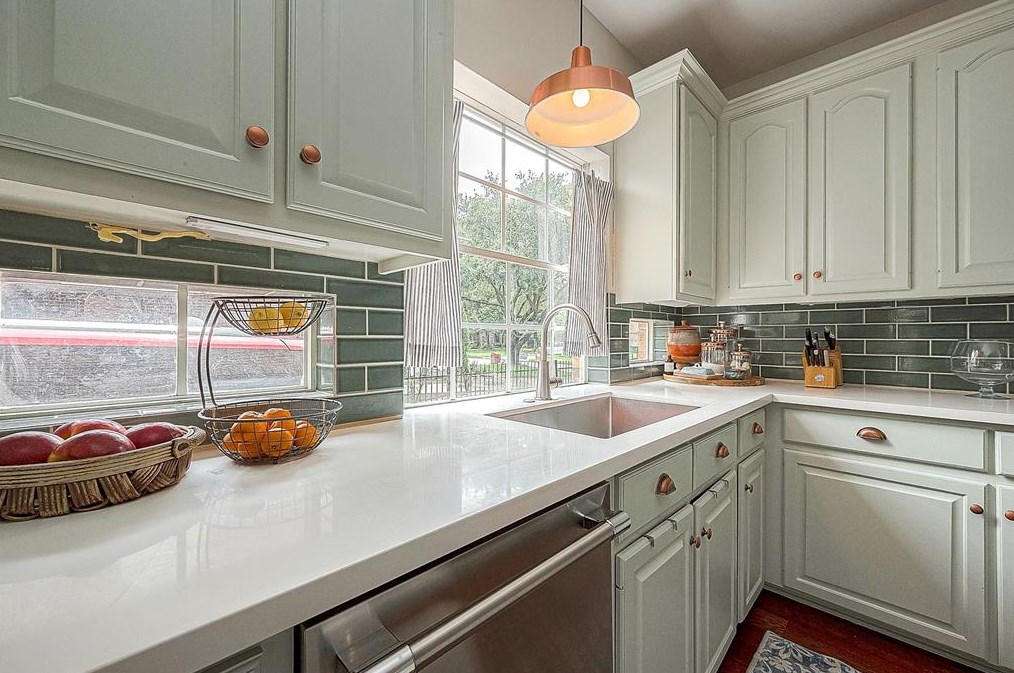 15002 Inverrary Dr, Houston TX  77095-2841 exterior