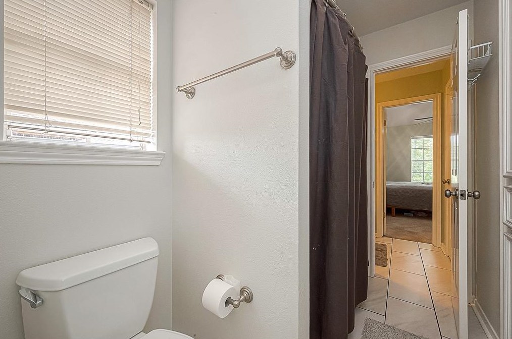 15002 Inverrary Dr, Houston TX  77095-2841 exterior