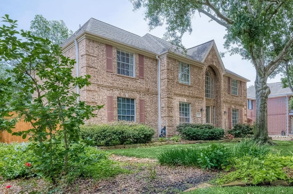15002 Inverrary Dr, Houston, TX 77095-2841