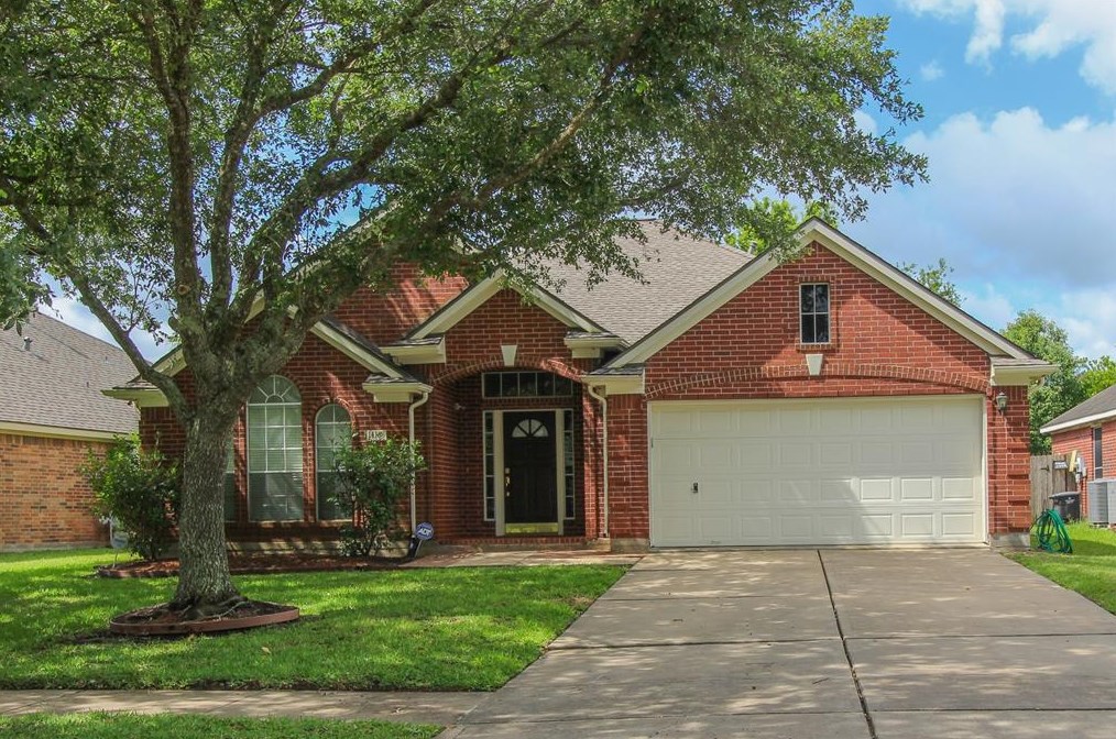 14106 Whitlock Dr, Houston, TX 77062