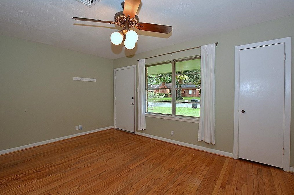5021 Nina Lee Ln, Houston, TX 77092
