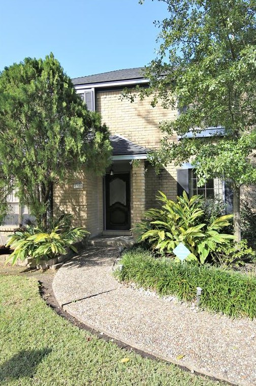 3322 Waxcandle Dr, Spring, TX 77388