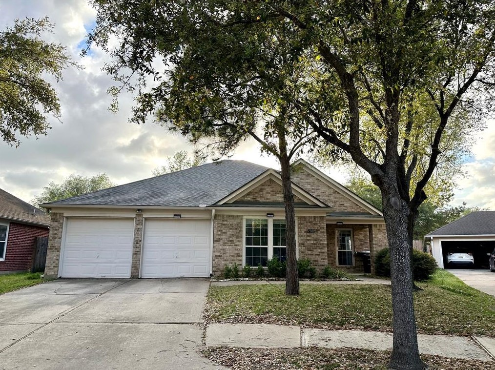 7302 Autumn Aspen Ln, Richmond, TX 77407