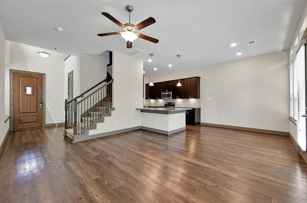 79 Aventura Pl, Spring TX  77389-2016 exterior