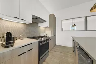 4016 St Peter Ln, Houston, TX 77045 - Photo 4